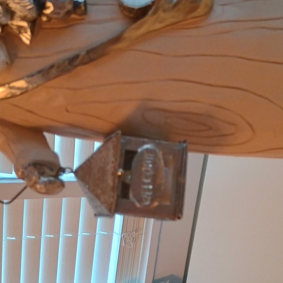 16" Large Christmas Holiday Santa Figurine With Light Up Lantern - Picture 4 of 13